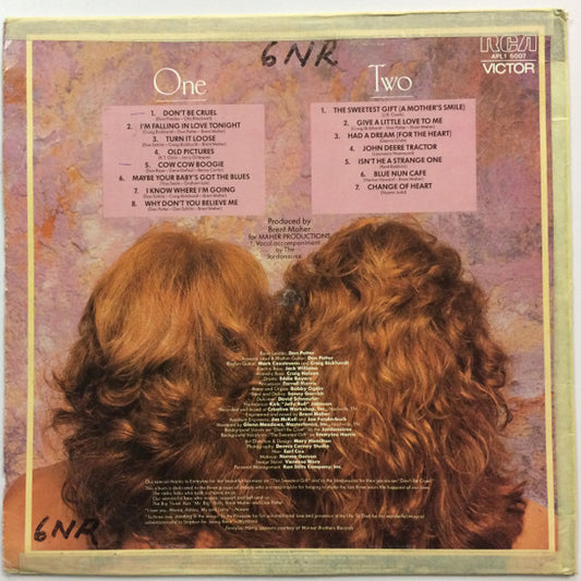 The Judds : Give A Little Love (LP, Album)