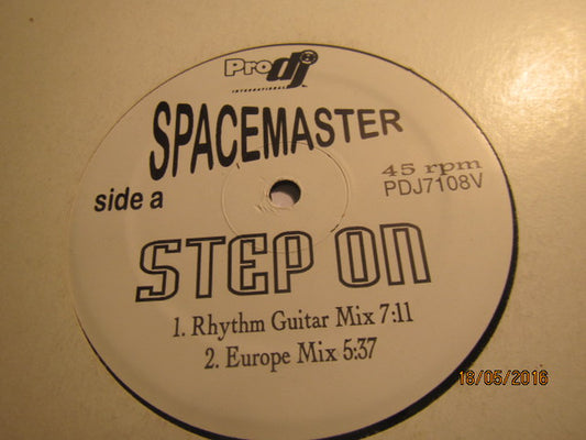 Space Master : Step On (12")