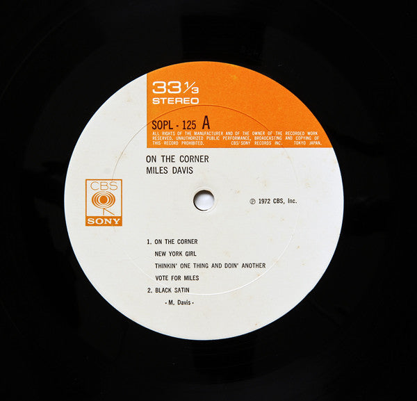 Miles Davis : On The Corner (LP, Album, Gat)