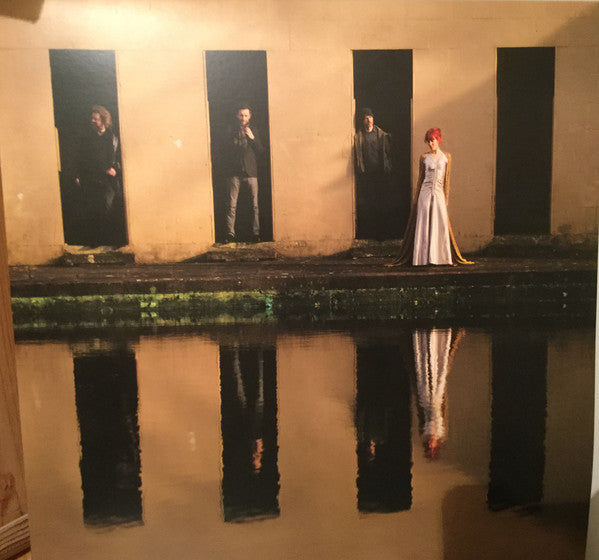 Spiro (2) : Repeater (LP, Comp)